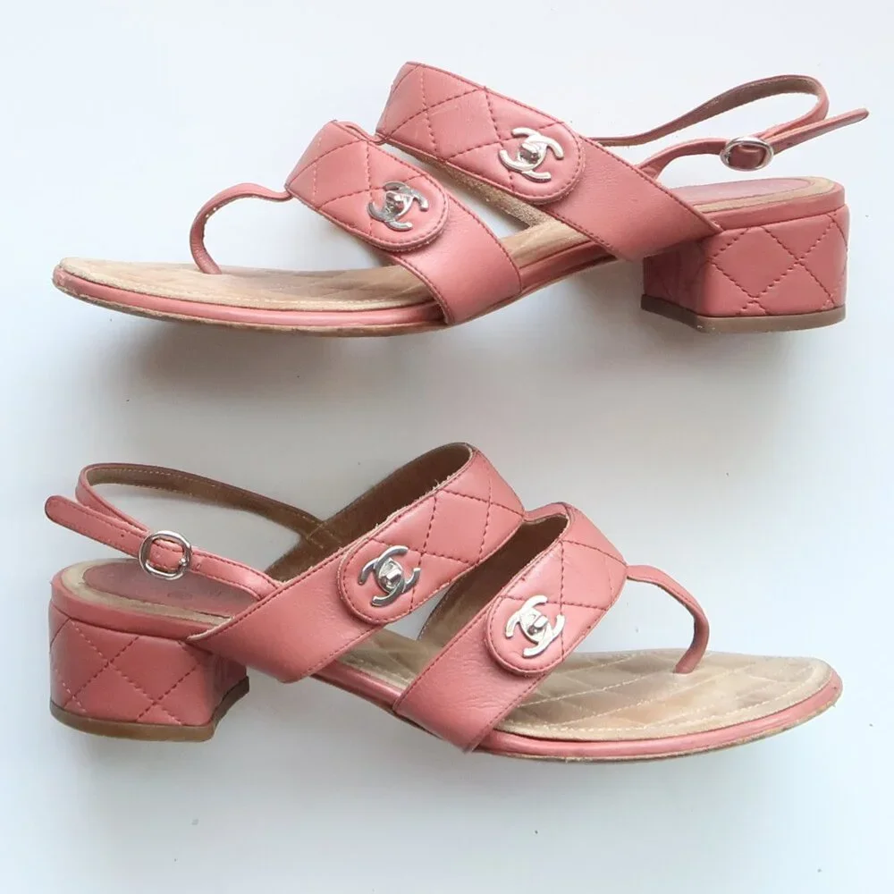 Chanel Quilted Leather Logo Sandals – Designer Summer Slides in Coral Pink